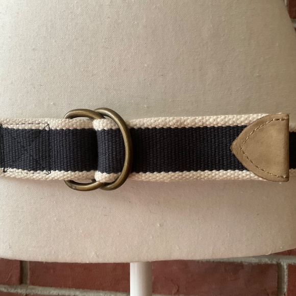 •NEW L.L.Bean Cotton Canvas Leather Unisex Adjustable Belt Size M NWOT - Picture 3 of 10